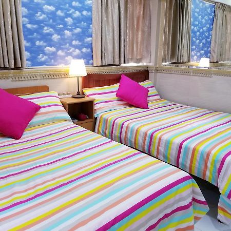 Longwin Hostel Hong Kong Ngoại thất bức ảnh