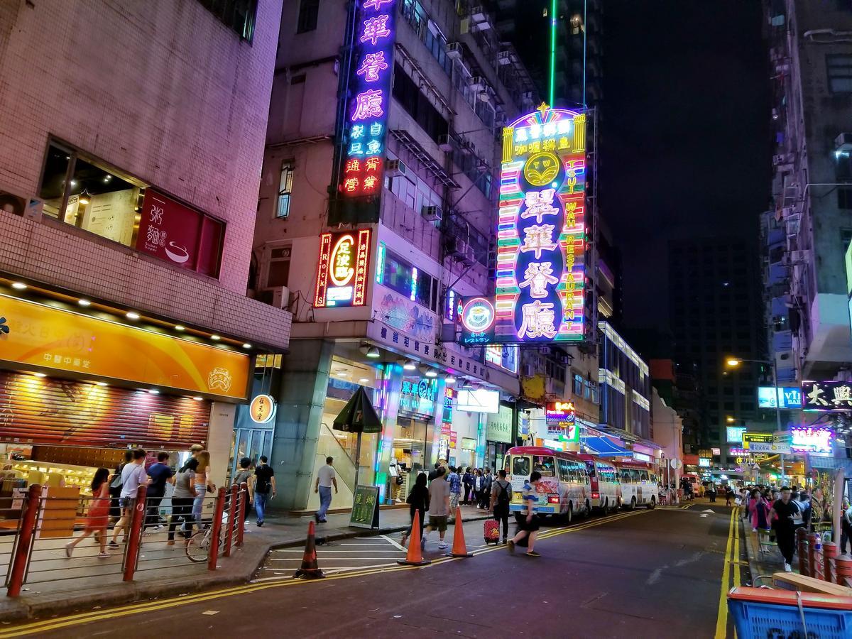 Longwin Hostel Hong Kong Ngoại thất bức ảnh